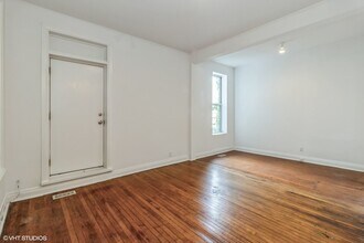 1722 S Desplaines St in Chicago, IL - Building Photo - Building Photo