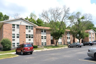MacArthur Park Apartments in Loveland, OH - Foto de edificio - Building Photo