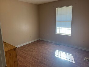 680-682 Blackberry Ln in Morristown, TN - Building Photo - Building Photo