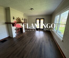 830 Audrey Pl in Dayton, OH - Building Photo - Building Photo