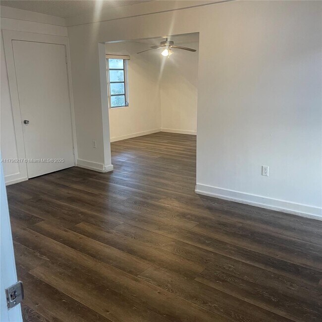 property at 550 NW 1st St