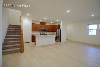 2722 Luzzi Walk in Henderson, NV - Building Photo - Building Photo
