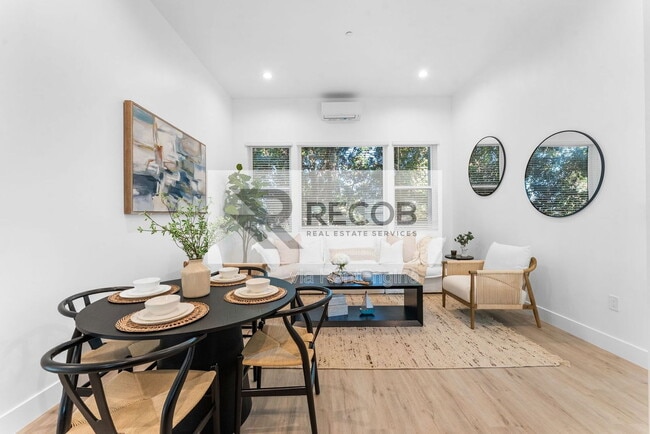 6730 Mohawk St in San Diego, CA - Building Photo - Building Photo