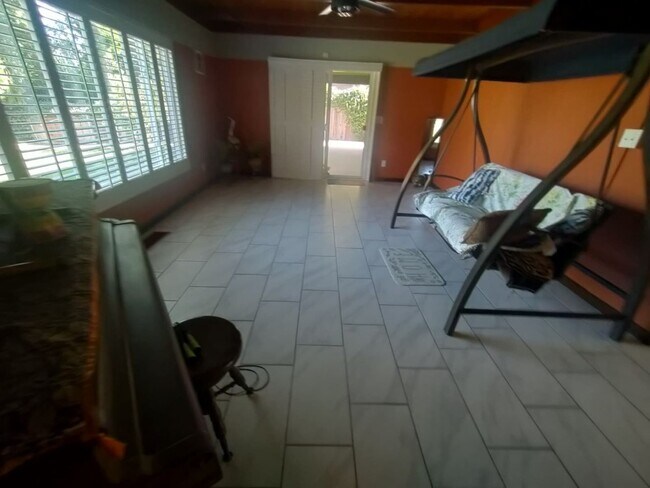 1640 Patricia Ln in Merced, CA - Building Photo - Building Photo