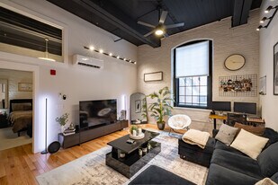 Jack's Mill on Main in Clinton, MA - Building Photo