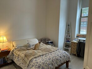 48 Forest St, Unit 106 in Medford, MA - Building Photo - Building Photo