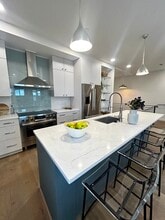 80 Broadway in Arlington, MA - Foto de edificio - Building Photo