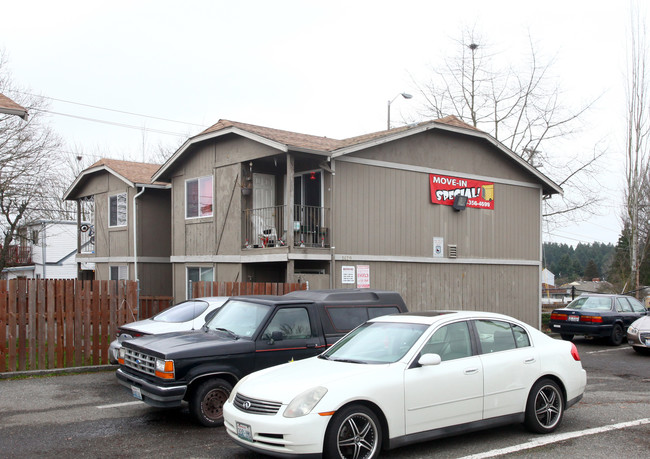 1423-1429 E 64th St in Tacoma, WA - Building Photo - Building Photo