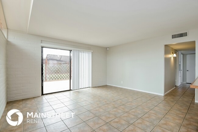 8125 E Hayne St in Tucson, AZ - Building Photo - Building Photo
