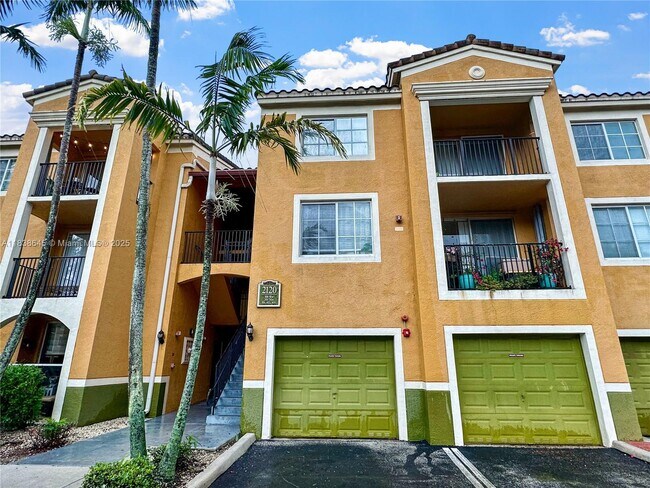 2120 W Preserve Way in Miramar, FL - Building Photo - Building Photo