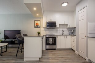 Le Marco in Montréal, QC - Building Photo