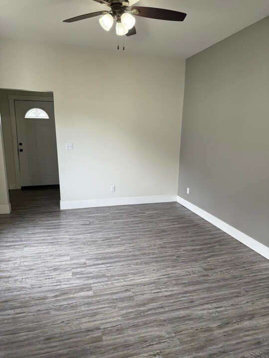 702 9th St SW in Cedar Rapids, IA - Building Photo