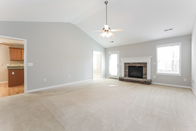 23 Kirkshire Ln in Simpsonville, SC - Building Photo - Building Photo