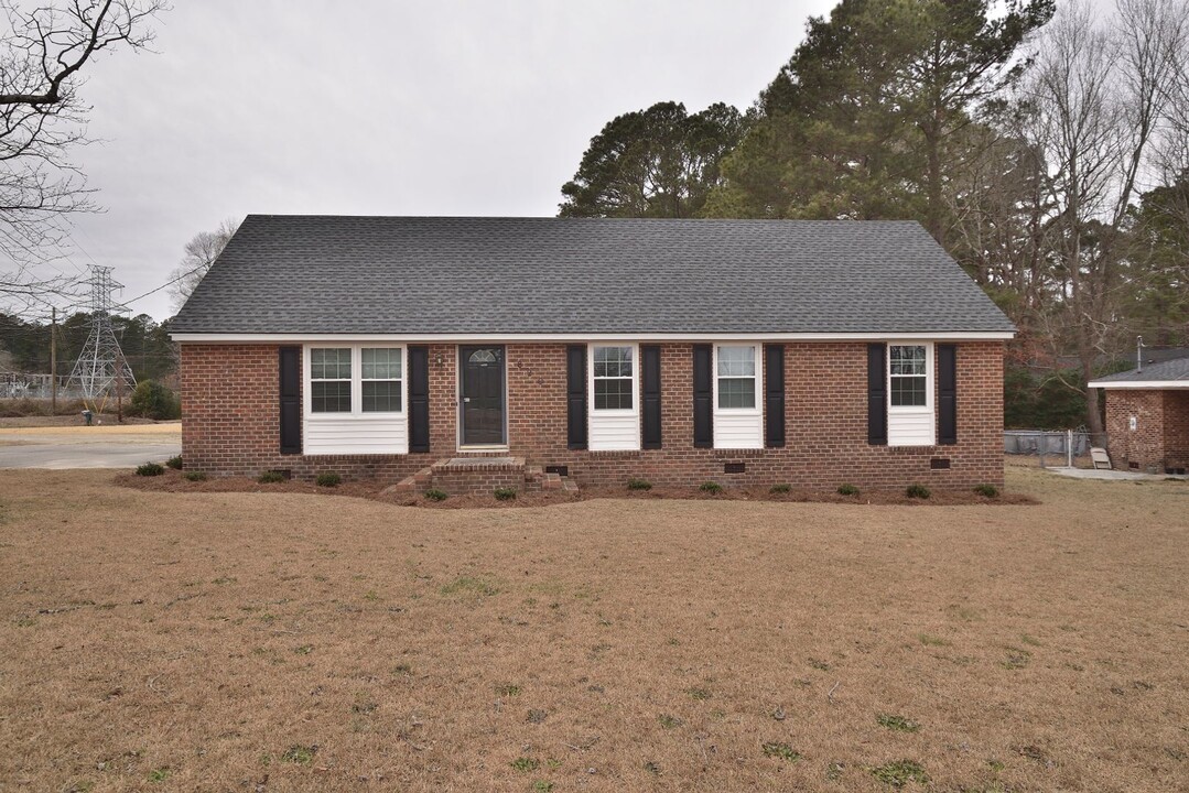 820 Forest Hill Ave in Rocky Mount, NC - Building Photo