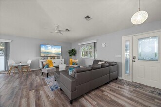5193 Boyle Terrace in Port Charlotte, FL - Building Photo - Building Photo