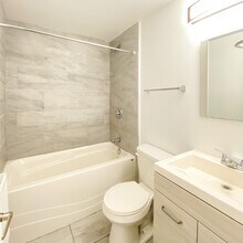 625 Borthwick Ave in Ottawa, ON - Building Photo - Building Photo