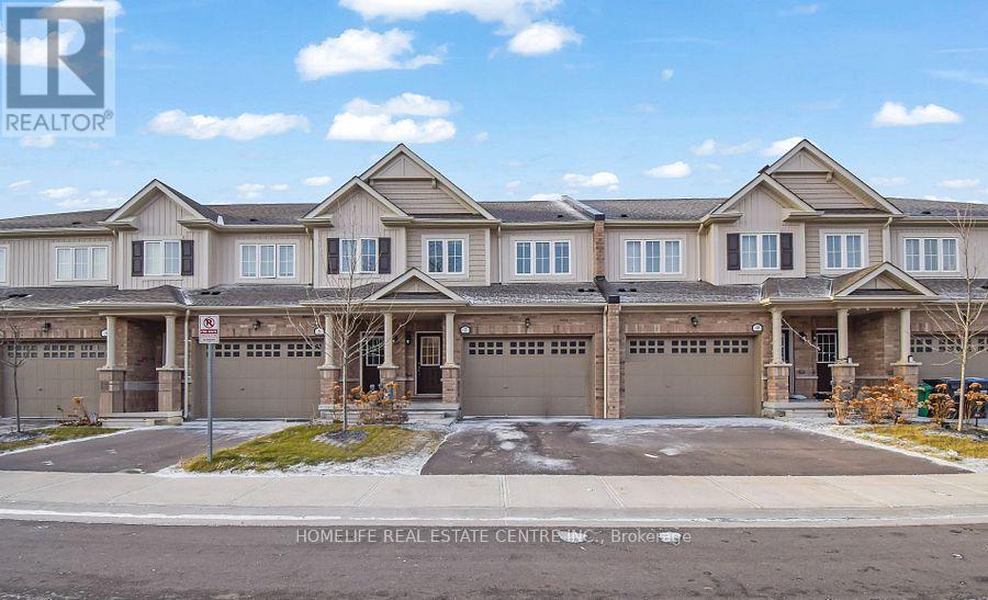 7 Brixham Ln in Brampton, ON - Building Photo