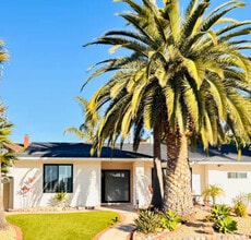 4883 Hillside Dr in Carlsbad, CA - Foto de edificio - Building Photo