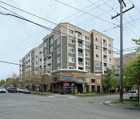 Ballard Place Condominiums in Seattle, WA - Building Photo - Building Photo