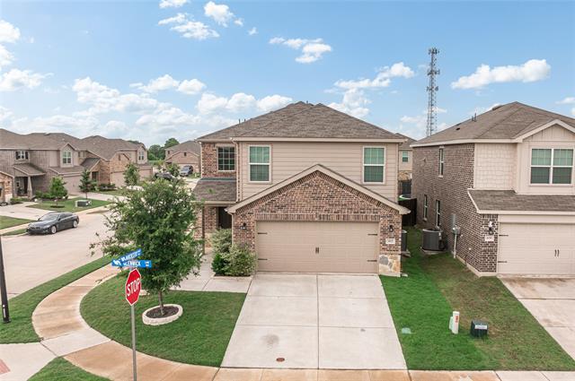 property at 412 Glenwick Ln