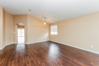 5116 Brookmere Dr in Las Vegas, NV - Building Photo - Building Photo