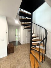 904 Eagle Bay Dr in Ossining, NY - Building Photo - Building Photo