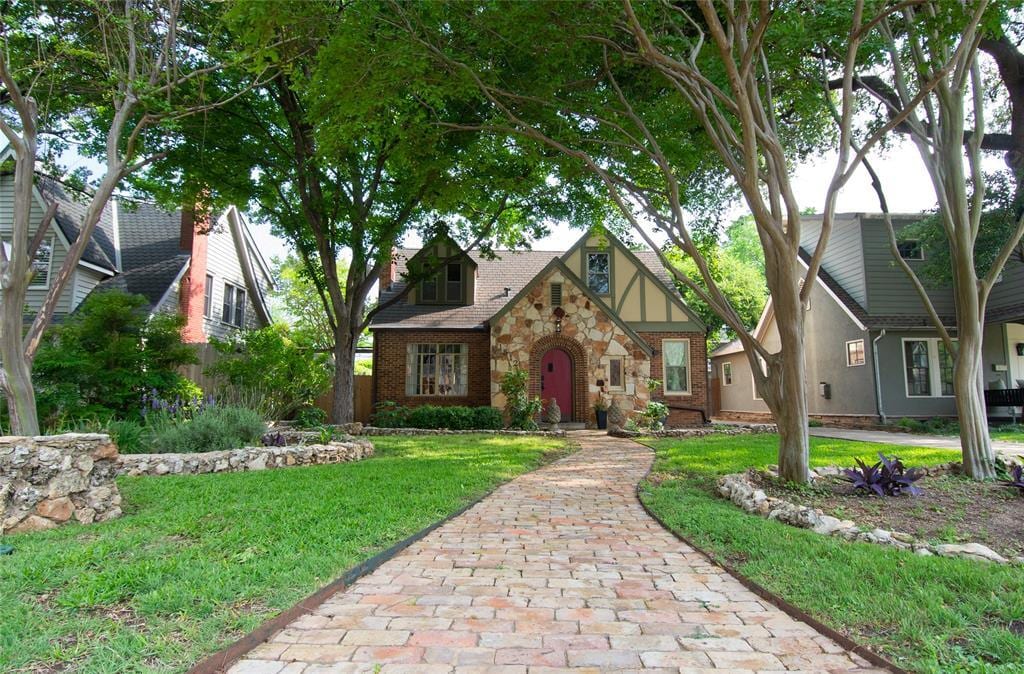 1512 Northwood Rd in Austin, TX - Building Photo