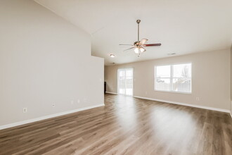 8524 Adlington Ct in Indianapolis, IN - Building Photo - Building Photo