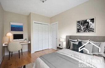 3723 N Pine Grove Ave, Unit N1 in Chicago, IL - Foto de edificio - Building Photo