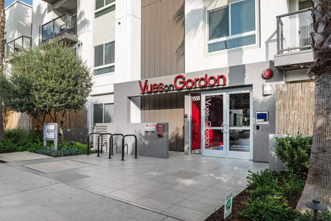 Vues on Gordon in Los Angeles, CA - Building Photo