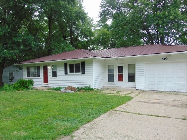 510 Redbud Ln in Ashland, MO - Building Photo - Building Photo