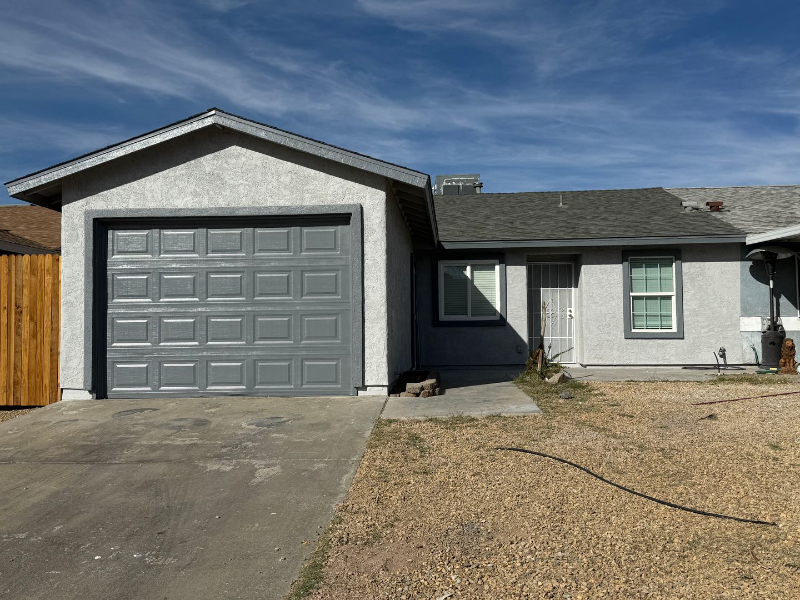 513 E Barrett St in Henderson, NV - Foto de edificio