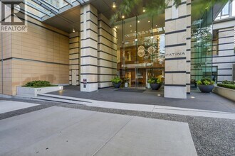 1028 Barclay St in Vancouver, BC - Building Photo - Building Photo