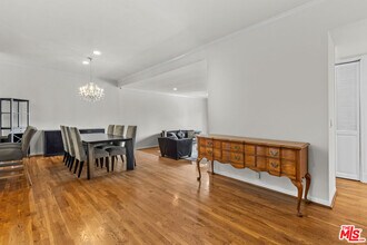 1260 S Beverly Glen Blvd in Los Angeles, CA - Building Photo - Building Photo