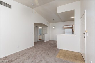 4960 Harrison Dr in Las Vegas, NV - Building Photo - Building Photo