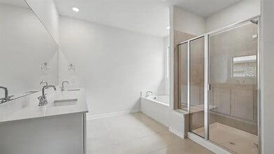 4170 Plateau Dr in Heath, TX - Building Photo - Building Photo