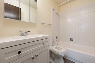 Candlewood Apartments in Colorado Springs, CO - Foto de edificio - Interior Photo