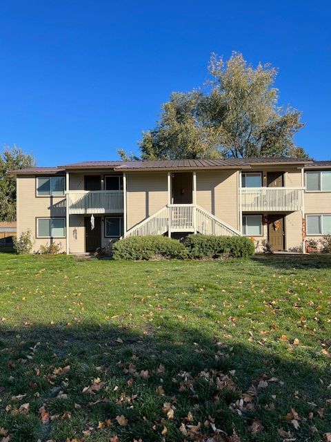 property at 1442 W Sandalwood Dr