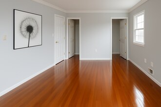 157 W 17th St in Bayonne, NJ - Foto de edificio - Building Photo