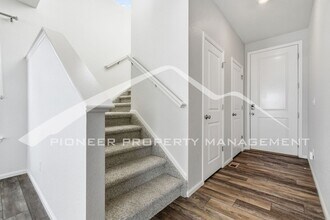 27501 E 7th Dr in Aurora, CO - Building Photo - Building Photo