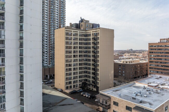 East Point Condo in Chicago, IL - Foto de edificio - Building Photo