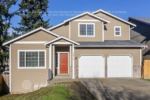 7917 185th St Ct E in Puyallup, WA - Building Photo