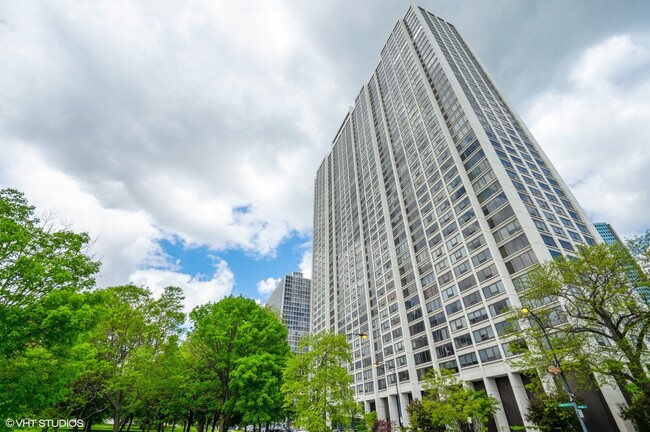 property at 2800 N Lake Shore Dr