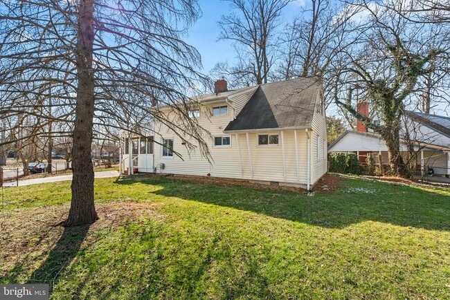 204 Cedar Ln in Rockville, MD - Building Photo - Building Photo