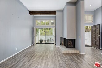 1559 Palisades Dr in Los Angeles, CA - Building Photo - Building Photo