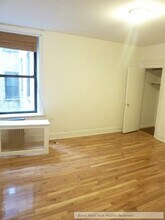 206 W 104th St in New York, NY - Building Photo - Building Photo