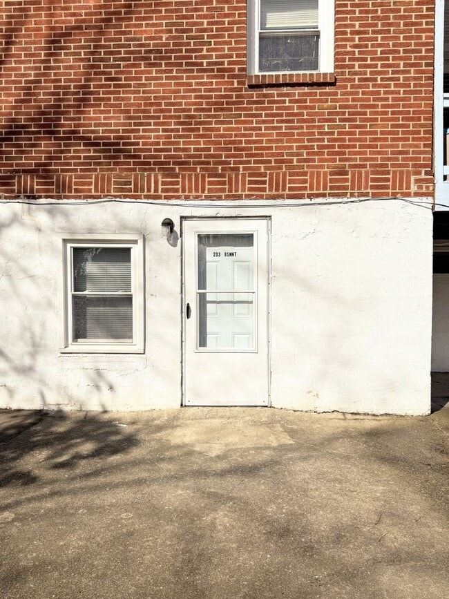 233 Alta Ln in Lynchburg, VA - Building Photo - Building Photo
