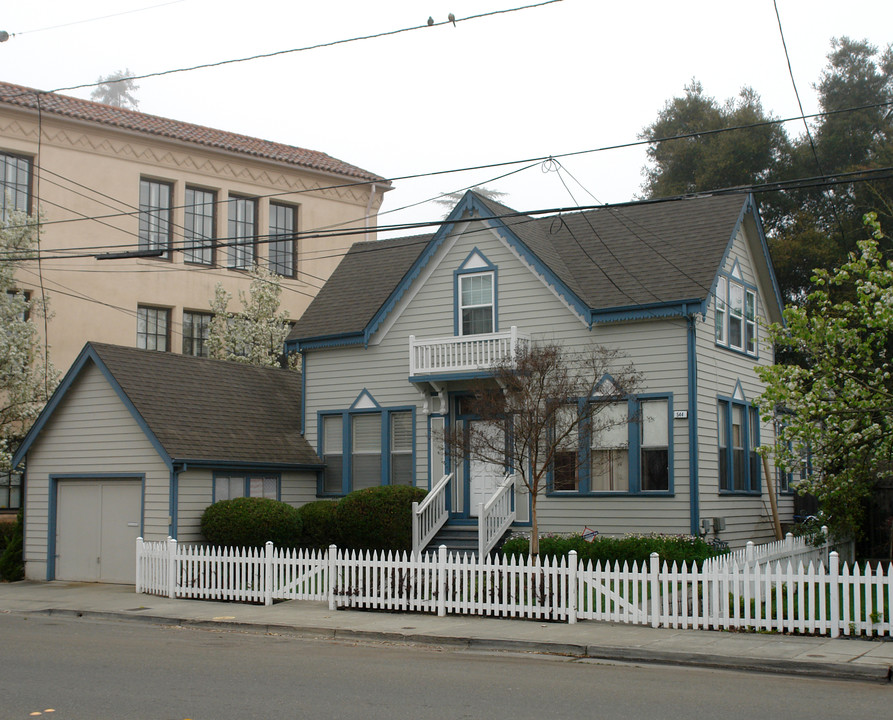 544-546 A St in Santa Rosa, CA - Building Photo