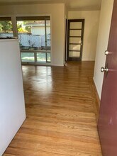 139 Hobart Ave-Unit -139 in San Mateo, CA - Foto de edificio - Building Photo