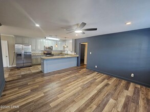 106 N Macarthur Ave in Panama City, FL - Building Photo - Building Photo